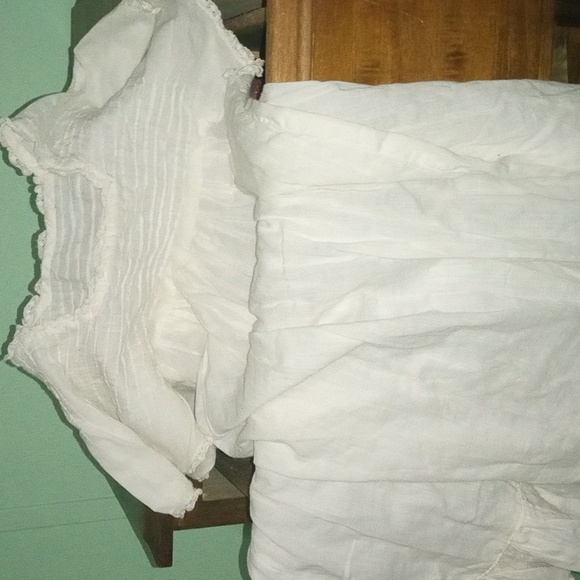 Vintage handmade childs gown - Picture 2 of 3